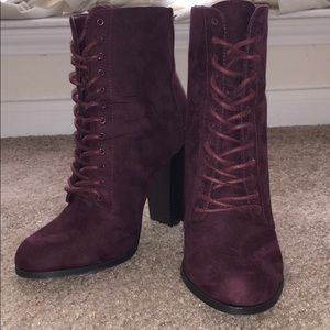 Super cute boot heels!